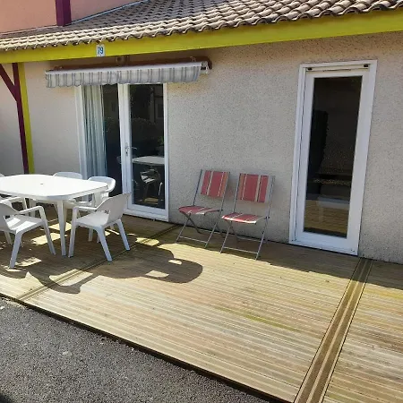 Pavillon, De 4 A 7 Couchages, Dans Superbe Avec Piscine
