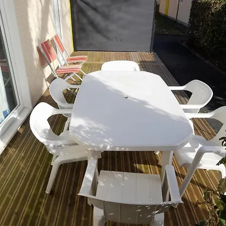 Pavillon, De 4 A 7 Couchages, Dans Superbe Avec Piscine 度假居 苏斯通